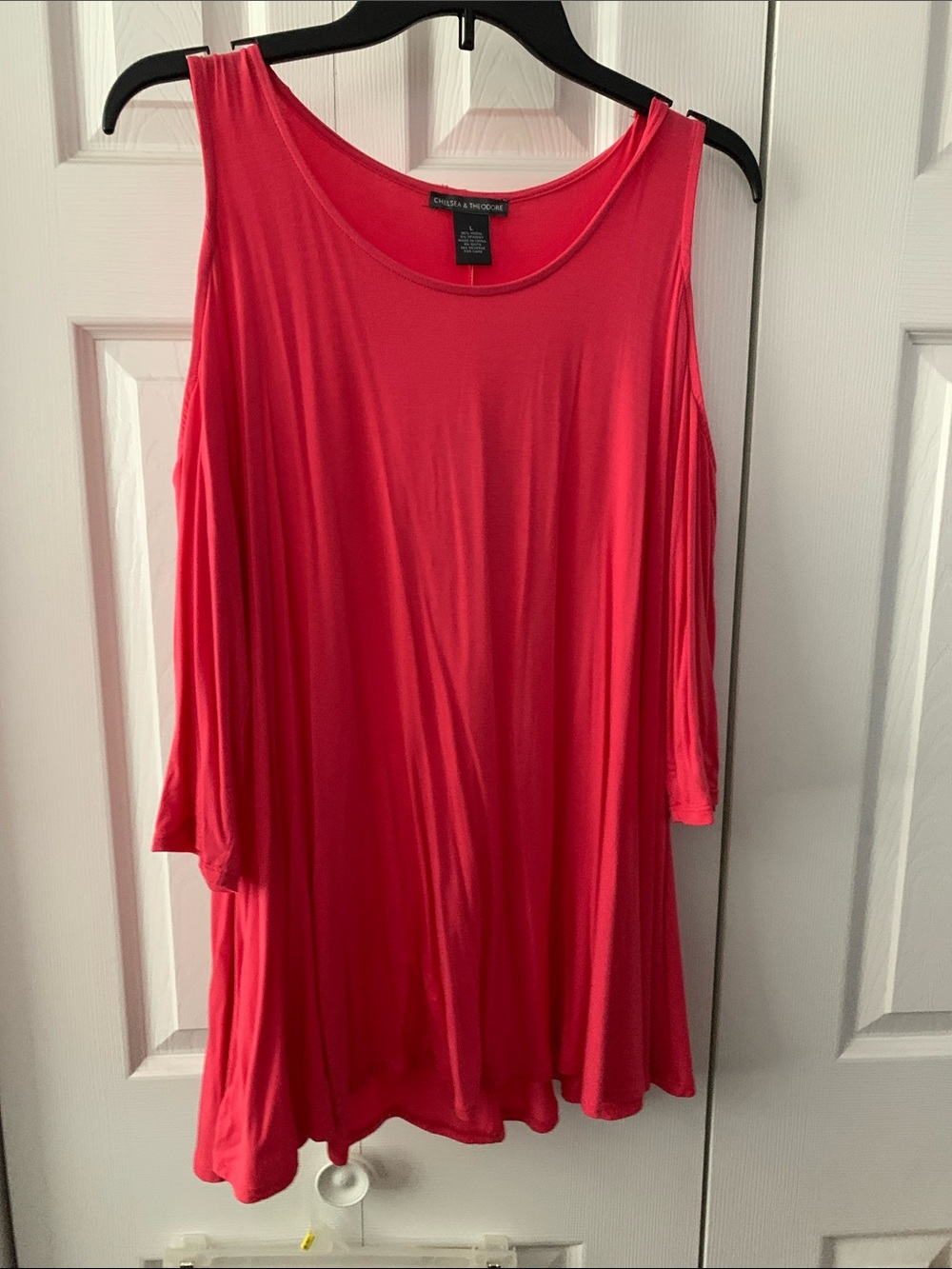Chelsea & Theodore Women's Coral Cold-Shoulder Swing Tunic